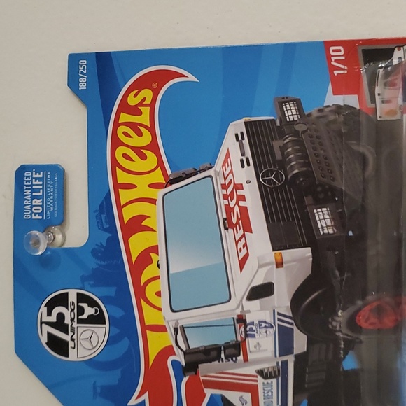 Mercedes-Benz Unimog 1300 White Hot Wheels Rescue Series 1/10 - Picture 6 of 7